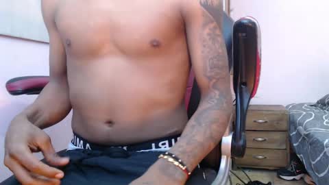 mr_stiven_ online show from 12.31.24