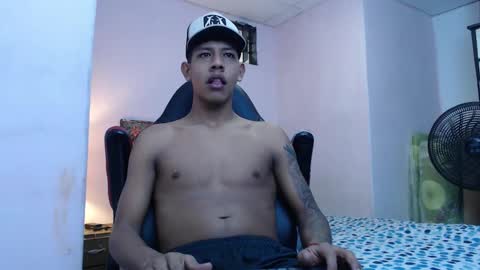 mr_stiven_ online show from 01.22.25