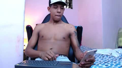 mr_stiven_ online show from 01.24.25