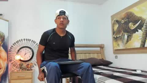 Snapshot of mr_stiven_ chatting on 05.19.26 mr_stiven_ online show from 05.19.26