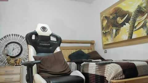 Snapshot of mr_stiven_ chatting on 05.25.26 mr_stiven_ online show from 05.25.26