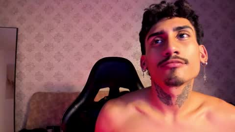 MR online show from 11.24.25