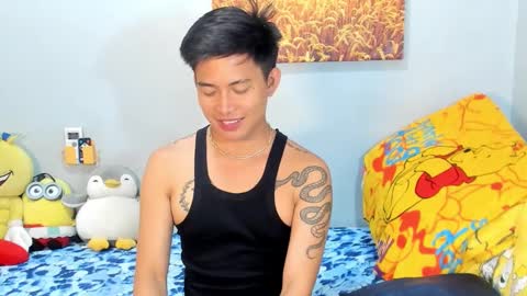 Snapshot of mr_swe3t0oth chatting on 02.23.25 KYLE online show from 02.23.25