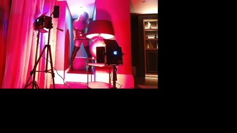 mr and mrs vanilla online show from 12.26.24