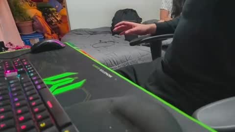 Snapshot of mrandmssin chatting on 04.06.26 mrandmssin online show from 04.06.26