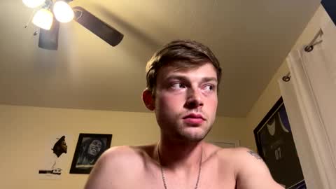 Snapshot of mrcoolguy68 chatting on 10.26.25 mrcoolguy68 online show from 10.26.25