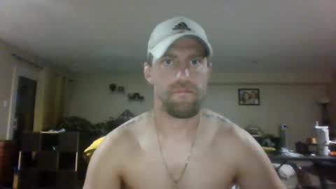 Snapshot of mrcumfixit chatting on 06.17.26 mrcumfixit online show from 06.17.26