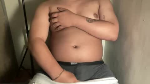 Snapshot of mrdesirexxx chatting on 06.03.26 MrDesireexxx online show from 06.03.26