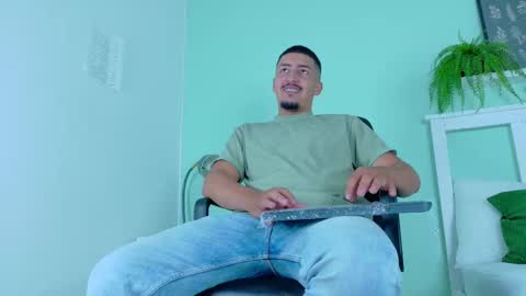 Mr Fox online show from 09.28.25