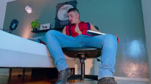 Mr Fox online show from 10.16.25