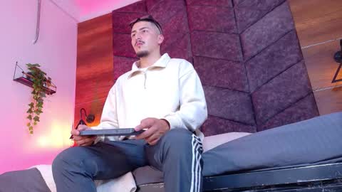 Snapshot of mrfox__ chatting on 02.02.26 Mr Fox online show from 02.02.26