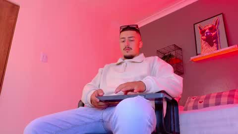 Snapshot of mrfox__ chatting on 02.14.26 Mr Fox online show from 02.14.26