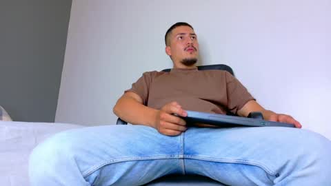 Mr Fox online show from 04.10.26