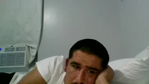 Snapshot of mrfux042792 chatting on 08.05.26 Mrfux online show from 08.05.26
