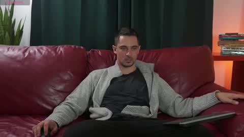 juan luis online show from 09.29.25