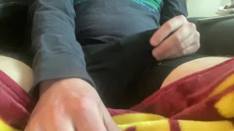 mrgummybear18 online show from 12.24.24