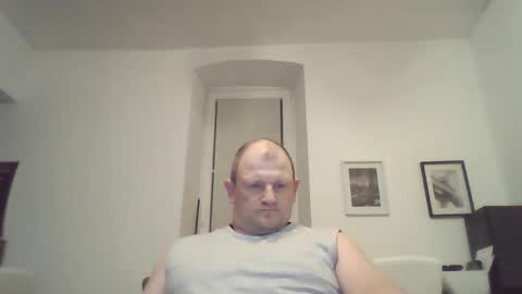 Snapshot of mrhotsex69 chatting on 04.18.26 mrhotsex69 online show from 04.18.26