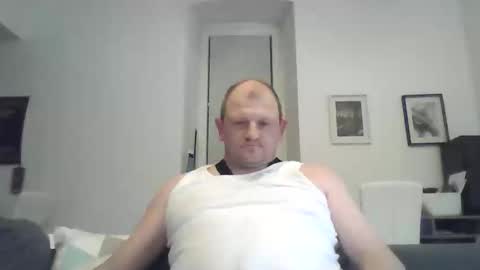 Snapshot of mrhotsex69 chatting on 04.21.26 mrhotsex69 online show from 04.21.26