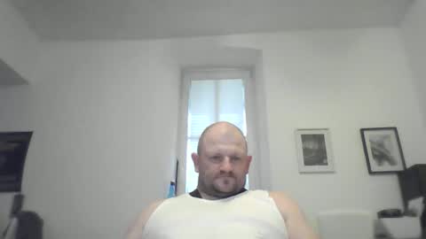 Snapshot of mrhotsex69 chatting on 05.04.26 mrhotsex69 online show from 05.04.26