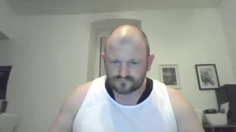 Snapshot of mrhotsex69 chatting on 05.28.26 mrhotsex69 online show from 05.28.26