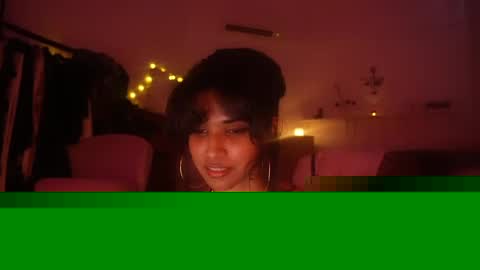 Snapshot of mriea_ chatting on 09.18.25 mriea_ online show from 09.18.25