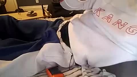 Snapshot of mrj1979 chatting on 03.01.25 mrj1979 online show from 03.01.25