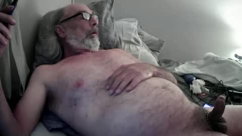 Snapshot of mrjames59 chatting on 06.05.26 mrjames59 online show from 06.05.26
