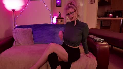 Mr  Mrs J online show from 01.28.25