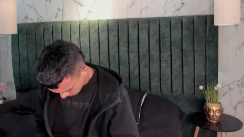 Snapshot of mrjustin_ chatting on 11.09.25 mrjustin_ online show from 11.09.25