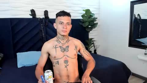 Snapshot of mrjustin_ chatting on 11.13.25 mrjustin_ online show from 11.13.25