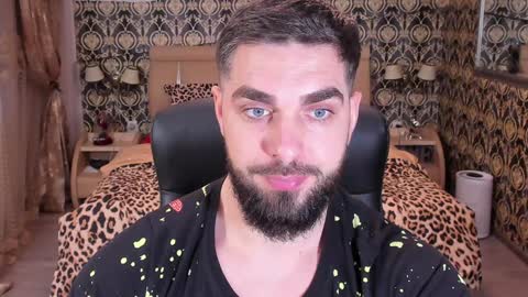 mrkarlhot99 online show from 01.12.25