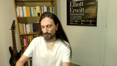 Snapshot of mrkurt86 chatting on 01.04.25 mrkurt86 online show from 01.04.25