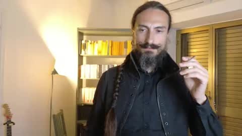 Snapshot of mrkurt86 chatting on 10.09.25 mrkurt86 online show from 10.09.25