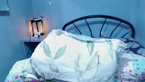 mrladybunnycock online show from 12.28.24