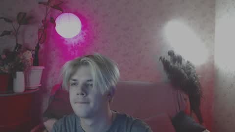 Snapshot of mrleopardick chatting on 02.04.25 mr leo online show from 02.04.25