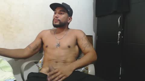Snapshot of mrlevrone1 chatting on 06.02.26 Mrlevrone1 online show from 06.02.26