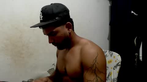 Snapshot of mrlevrone1 chatting on 06.24.26 Mrlevrone1 online show from 06.24.26