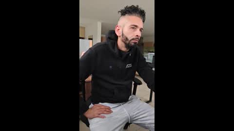 Snapshot of mrlongplay835366 chatting on 02.24.26 mrlongplay835366 online show from 02.24.26