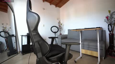 Snapshot of mrlouiss chatting on 01.06.25 Luis Instagram online show from 01.06.25