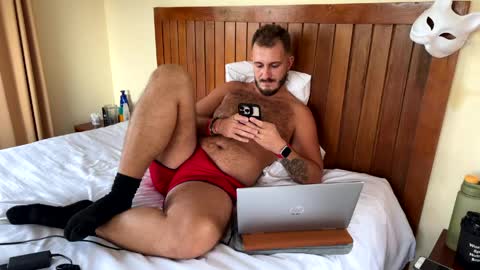 Max online show from 04.22.26