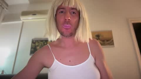 TaleOfLaura online show from 02.17.26