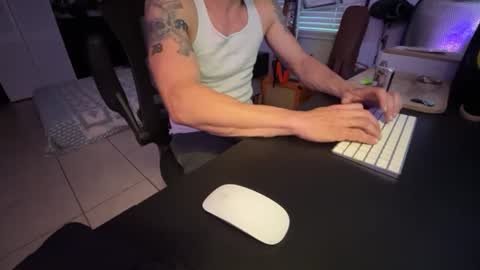 Snapshot of mrroadlive chatting on 07.17.26 mrroadlive online show from 07.17.26