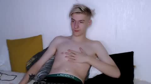 Snapshot of mrsexycum4u chatting on 12.11.24 Adam online show from 12.11.24