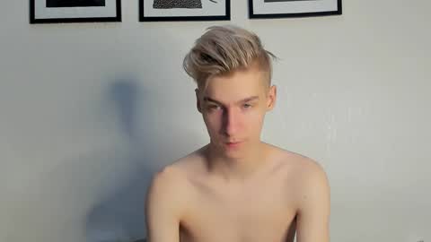 Snapshot of mrsexycum4u chatting on 12.18.24 Adam online show from 12.18.24