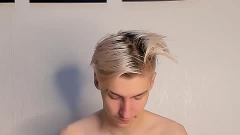 Snapshot of mrsexycum4u chatting on 12.18.24 Adam online show from 12.18.24