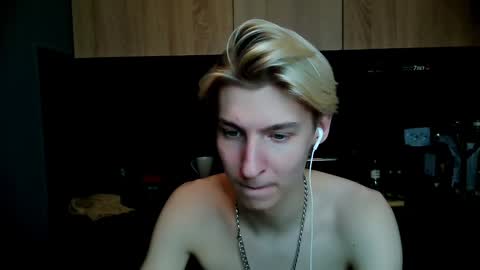 Snapshot of mrsexycum4u chatting on 01.21.25 Adam online show from 01.21.25