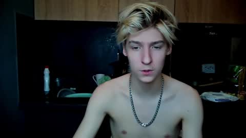 Snapshot of mrsexycum4u chatting on 01.23.25 Adam online show from 01.23.25