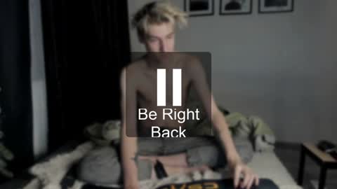 Snapshot of mrsexycum4u chatting on 01.28.25 Adam online show from 01.28.25