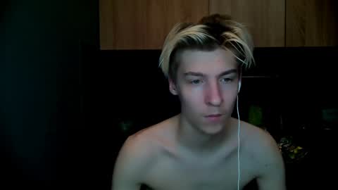 Snapshot of mrsexycum4u chatting on 02.01.25 Adam online show from 02.01.25