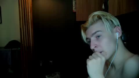 Snapshot of mrsexycum4u chatting on 02.21.25 Adam online show from 02.21.25